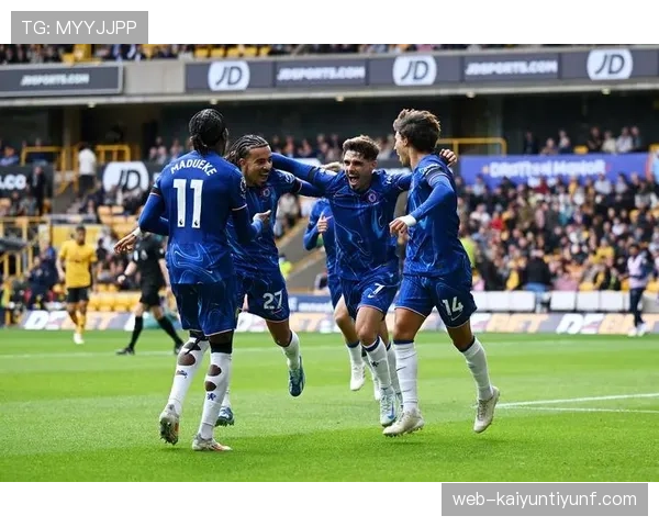 杜埃与帕尔默：新生代进攻核心的战术适配性与效率差异分析